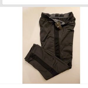 Nike men’s therma sweatpants STILL PACKAGED